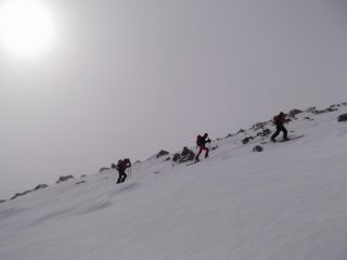 sulla spalla un po sbattuti dal vento