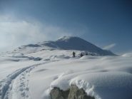 innevamento -insufficiente- sul tratto alto di salita