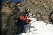 passaggio di dryski congestionato. Marilena saggiamente li ha tolti, Enzo etico raspa le lamine e Costanzo da sopra palamunito cerca di 