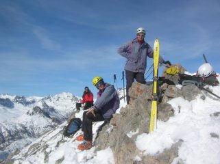 In cima