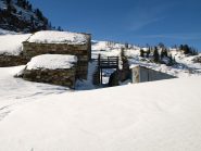 Alpe Carisey (1934 m): qui bisogna svoltare a sinistra nel canalone, invece ho sbagliato andando dritto
