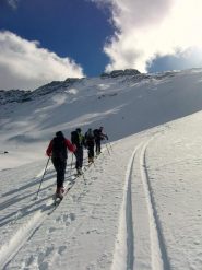 nel canale sotto la cima  