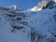 appena usciti dalla boschina, il vallone si apre