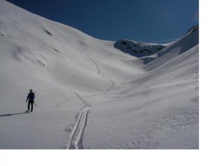 IL VALLONE INTONSO SOTTO IL COLLE DELLA MARCHIANA