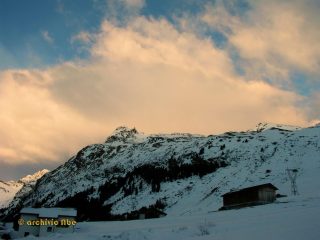 Il Chilchalphorn da Hinterrhein al mattino.