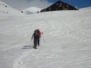 rifugio Gran Tournalin e sulla sinistra il monte croce