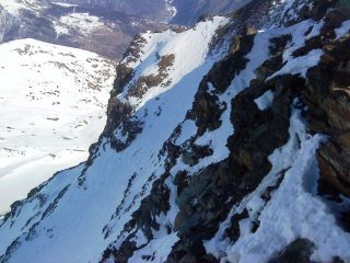 Il pendio finale visto dalla cima