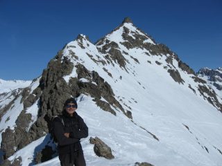 Marco, alle spalle la Pyramide de Laurichard