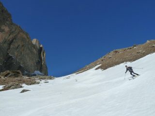 Ultime curve su lingue di neve