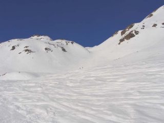 il canale sopra l'alpeggio