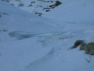 Ghiaccio di scioglimento della neve a quota 1920 m