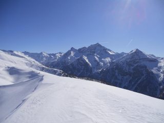 val troncea