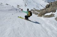 Luca in azione nel ripido canale - www.flickr.com/photos/snowlover62/sets