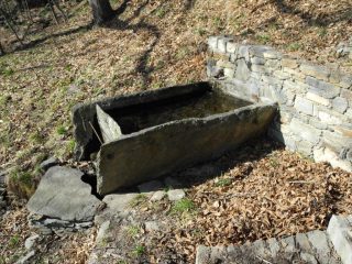 fontana in pietra