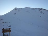 Dal colle:al centro il canalone nord.