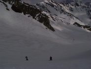 scendendo