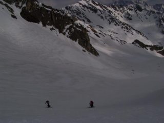 scendendo