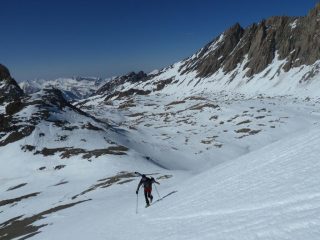 con i ramponi verso la tête de la Frema