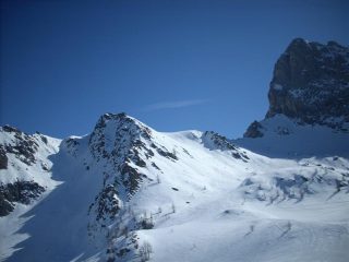 a sx la cima a dx la Meja