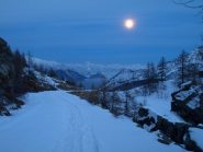 Altro punto della discesa da Dondena al chiaro di luna