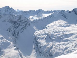 Vista verso ovest in Val Soana da Punta Asgelas
