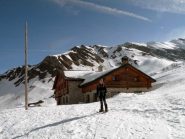 al rifugio bonatti