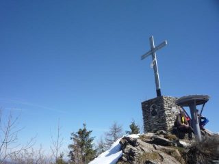 Croce di Vetta tra la boschina