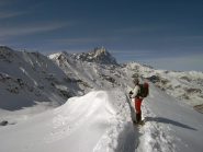 Poco sotto i Fortini di Crosa, in discesa, una simpatica cresta (sede dell'itinerario di salita)
