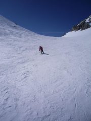 Luciano in discesa dal colle...