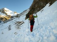 Il traverso del Bieteron con alcune valanghe dei giorni precedenti