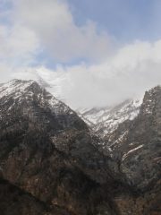 04 - Dal Rocciamelone (In alto a sx) al fondo all'orrido (Basso a dx) ci sono 2500mt di dislivello...