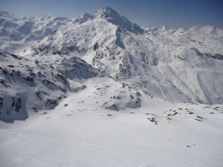 scendiamo diretti verso il passo dello Spluga