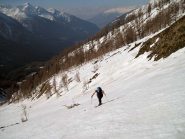 pendio sopra la strada