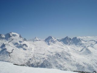 Vista sul gruppo del Gran Paradiso