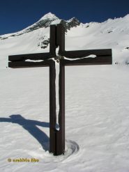 La bella croce a quota 2525.