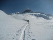 in salita, al cospetto della vetta...