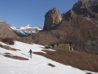 al cospetto di Rocca Senghi 