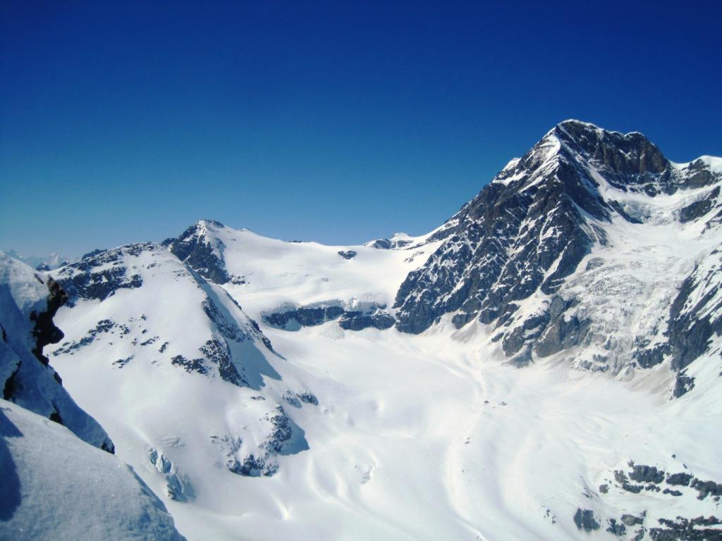 Dalla cima del M. Avril il Gran Combin ed il Col de Sonadon