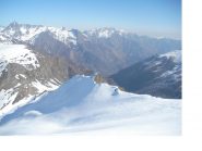 Oltre la cresta e la Val pellice..