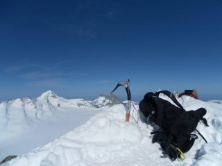 vetta....con picozzata sull'Eiger....;)