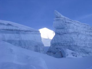 La cima tra i seracchi
