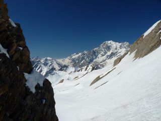 spettacolo sull'altro versante