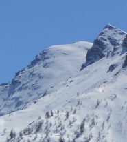 la mia firma vista dal parcheggio