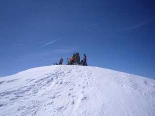l'arrivo in vetta  insieme ai Francesi della val d'Isère..