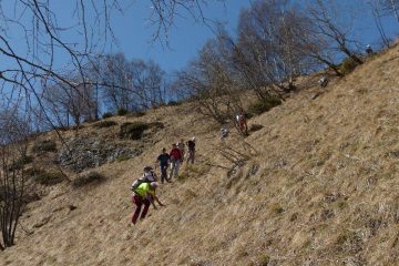 Il laborioso primo tratto della discesa