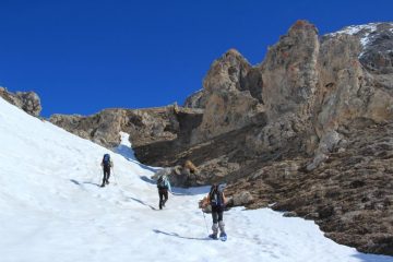 salendo nella parte alta del Vallon des Baisses (31-3-2012)