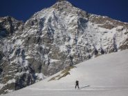 l'imponente Pic de Neige Cordier