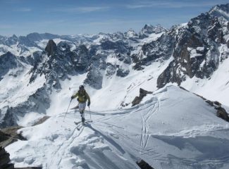 Arrivo all'aereo colletto