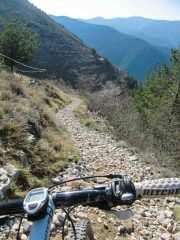 Discesa su La Brigue pietrosetta