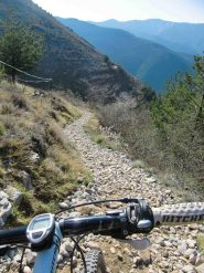 Discesa su La Brigue pietrosetta